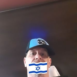 Meet your Posher, Larry